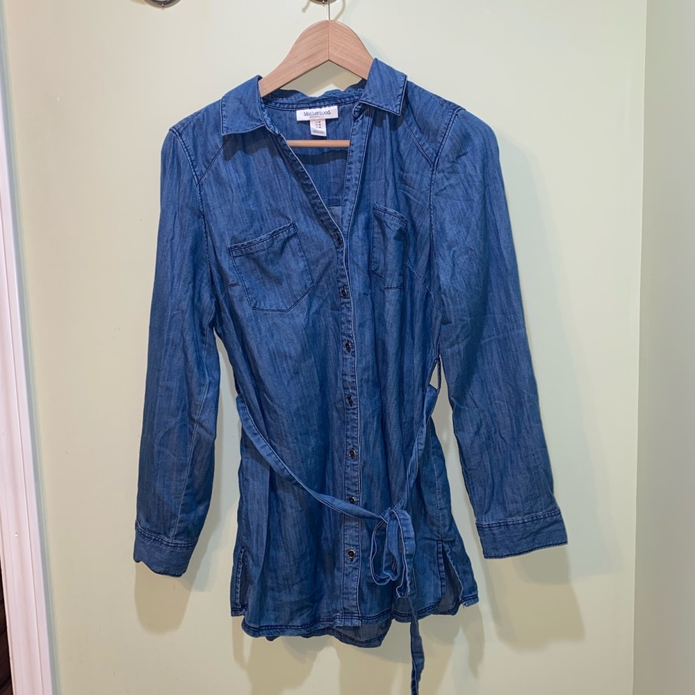 Motherhood Maternity Chambray Shirt Size Medium